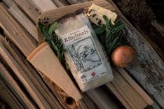 Ribel-Bramata über dem Lagerfeuer